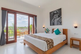 Frangipani House And Spa By Ecommerceloka