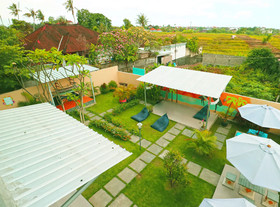 In Calm Hostel Canggu