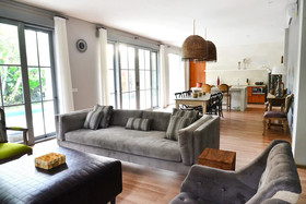 Jabu Beach Villa