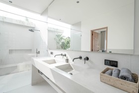 Kayu Kembar Deluxe Villa