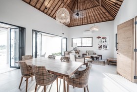 Kayu Kembar Deluxe Villa