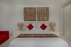 Kutus Kutus Canggu Villa