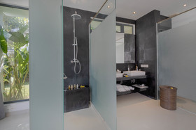 Kutus Kutus Canggu Villa