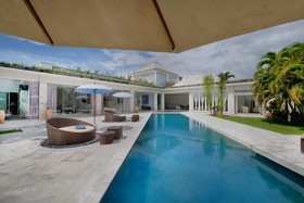 Kutus Kutus Canggu Villa