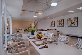 Kutus Kutus Canggu Villa