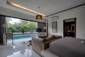 Kutus Kutus Canggu Villa