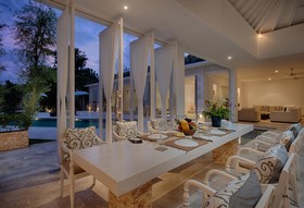 Kutus Kutus Canggu Villa
