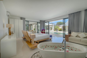 Kutus Kutus Canggu Villa