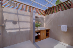 Kutus Kutus Canggu Villa