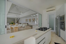 Kutus Kutus Canggu Villa
