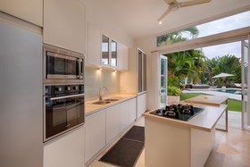 Kutus Kutus Canggu Villa