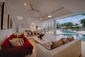 Kutus Kutus Canggu Villa