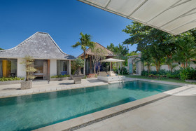 Kutus Kutus Canggu Villa