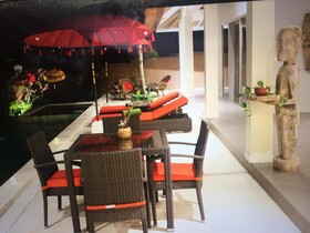 Maylie Bali Villa Bungalows