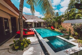 Maylie Bali Villa Bungalows
