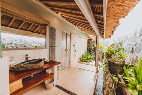 Maylie Bali Villa Bungalows