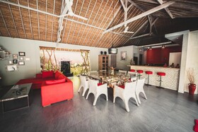 Maylie Bali Villa Bungalows