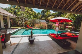 Maylie Bali Villa Bungalows