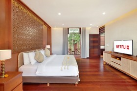Nara Villa