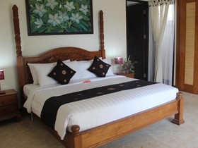 Ocean Heights Villa