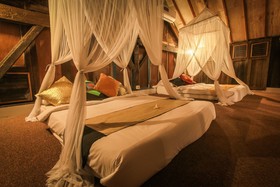 Rumah Nyaman Villa