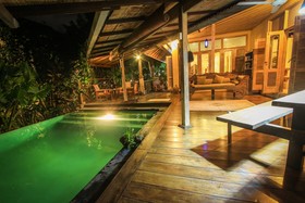 Rumah Nyaman Villa