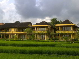 Sri Bungalows