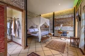 Taman Nauli Bed & Breakfast