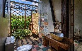 Taman Nauli Bed & Breakfast