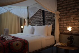 Taman Nauli Bed & Breakfast