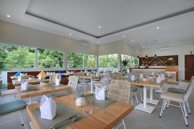 Tapa Tepi Kali Hotel