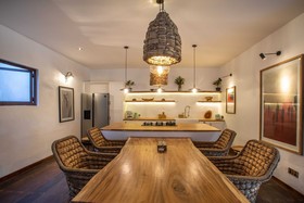 Tropical Private Villa 3 BR Canggu w/Staff