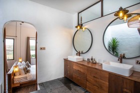 Tropical Private Villa 3 BR Canggu w/Staff