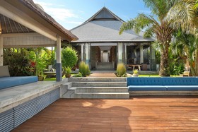 Villa Embrace
