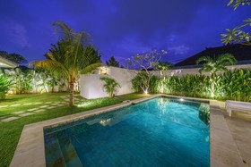 Villa Kelapa Putih
