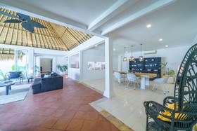 Villa Kelapa Putih