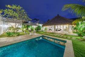 Villa Kelapa Putih