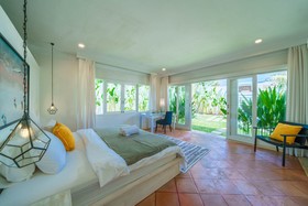 Villa Kelapa Putih