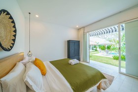 Villa Kelapa Putih