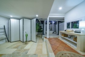 Villa Kelapa Putih