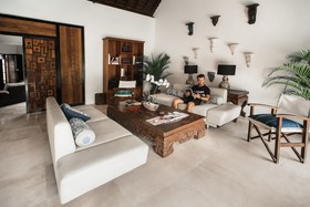 Villa Khadi