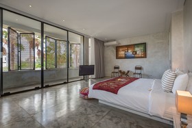 Villa Mikayla