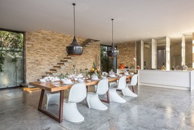 Villa Mikayla