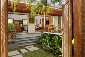 Villa Perere 9 by Nakula