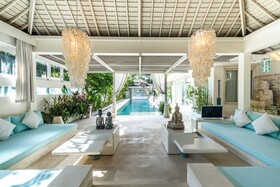 Villa Puro Blanco