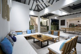 Villa Yapi