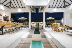 Villa Yapi