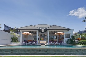 Villa Yapi