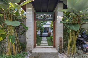 Villa Yasa Canggu by Bali Villas R Us