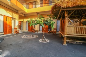 Canggu 77 Guest House by OYO